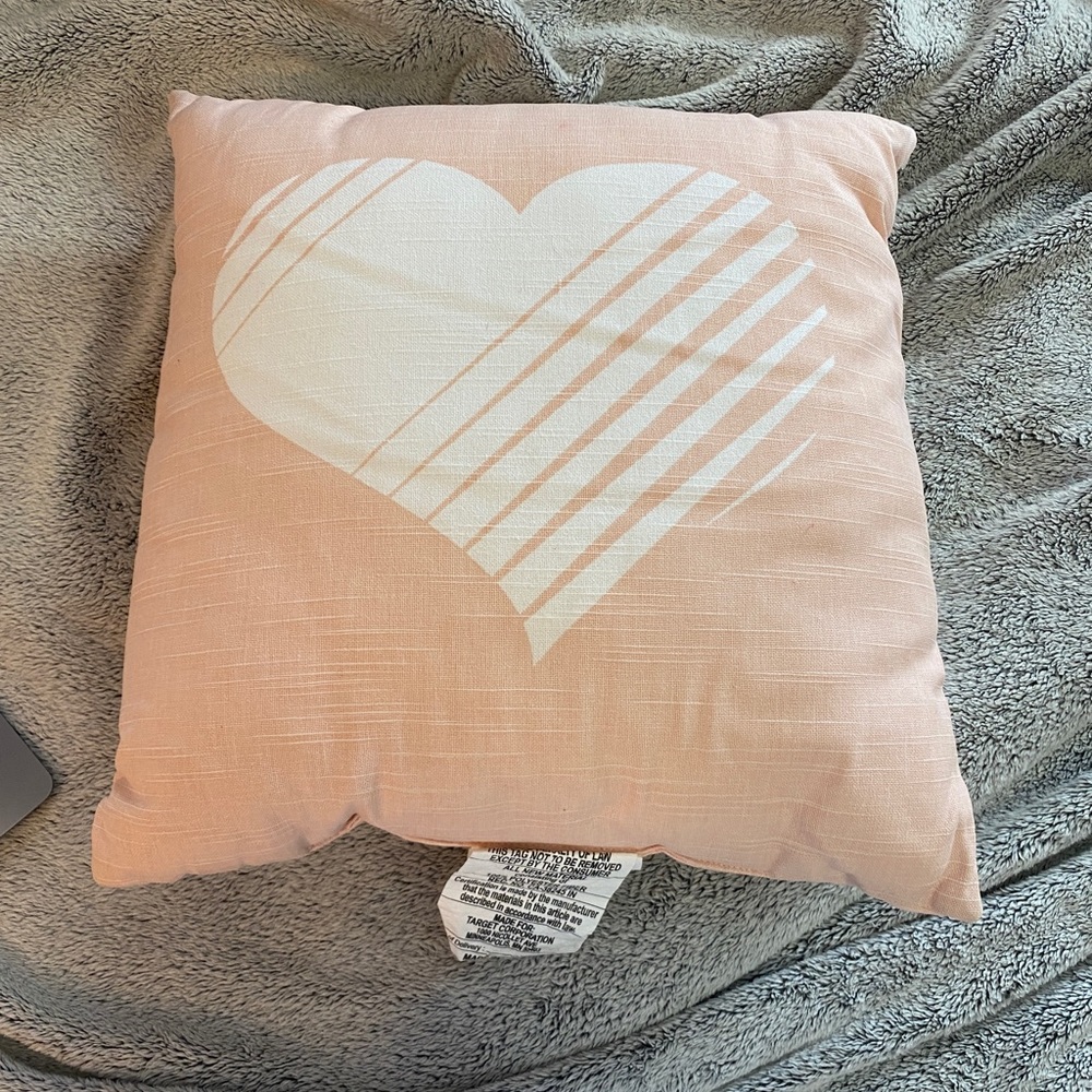 NWOT pink heart throw pillow